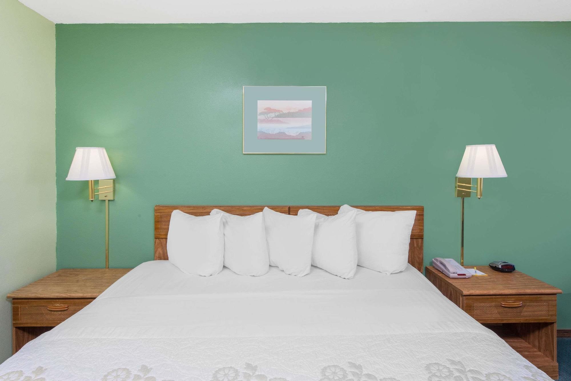 Days Inn By Wyndham Mountain Grove Esterno foto