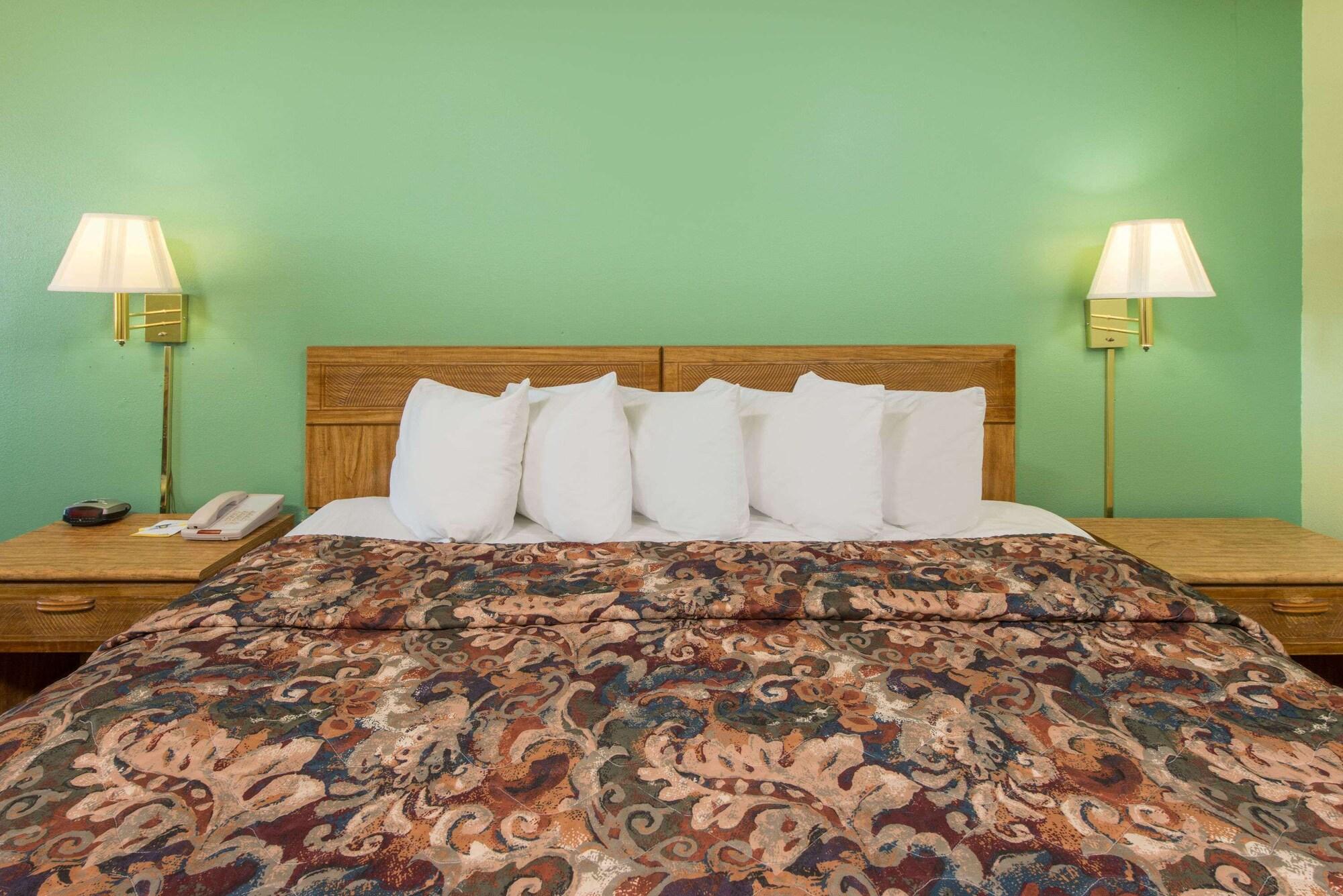 Days Inn By Wyndham Mountain Grove Esterno foto